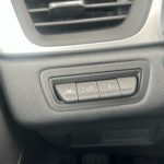 VF1RJB00X70889267_18